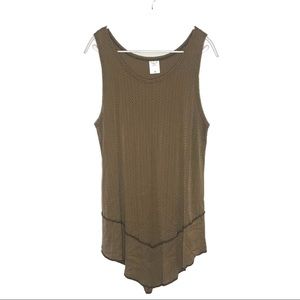 Hand Jive Wear Art Two Piece Set.